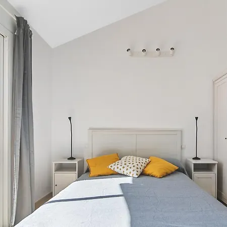 Apartment Home2book Charming & Relaxing Duplex, Pool&terrace *